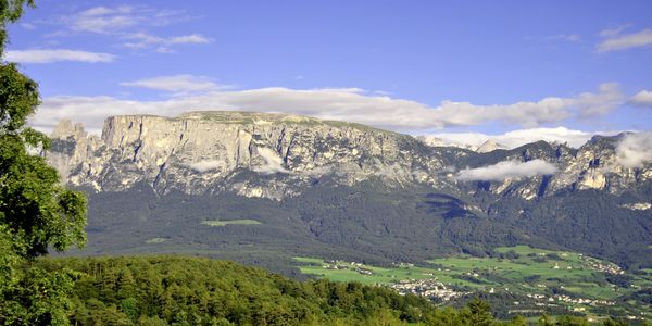 Ritten mit Blick auf die Dolomiten